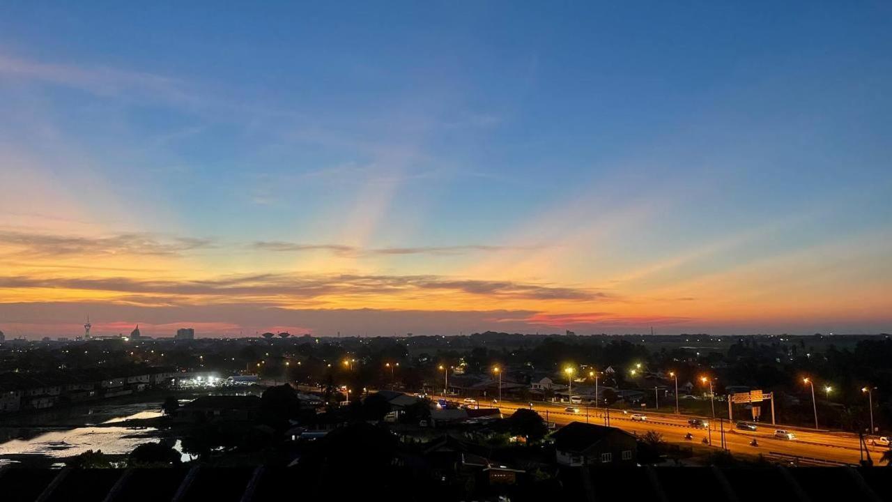 Myrumah Imperio Home , Alor Setar 3Br With Sky Infinity Pool Εξωτερικό φωτογραφία